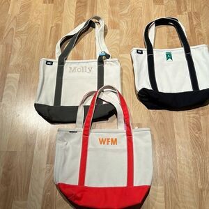Land's End Canvas tote various colors embroidery pockets key hook Size Medium